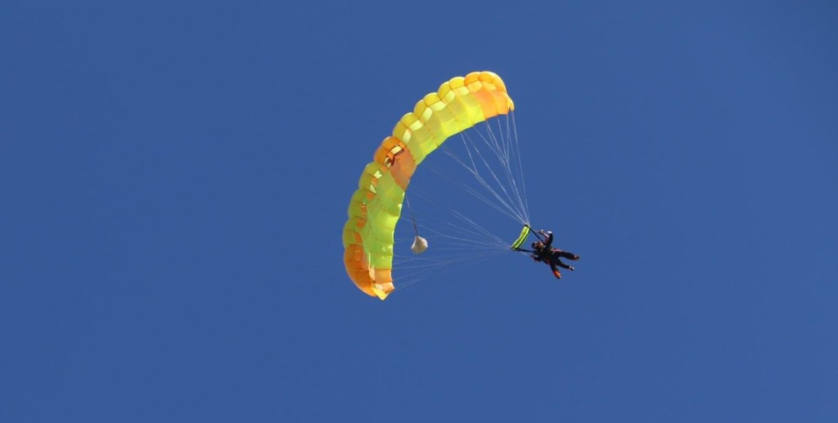 skydive image support us